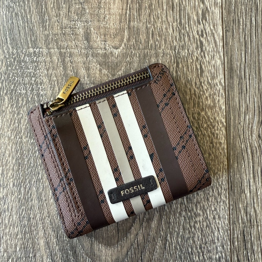Fossil Brown and White Striped Wallet